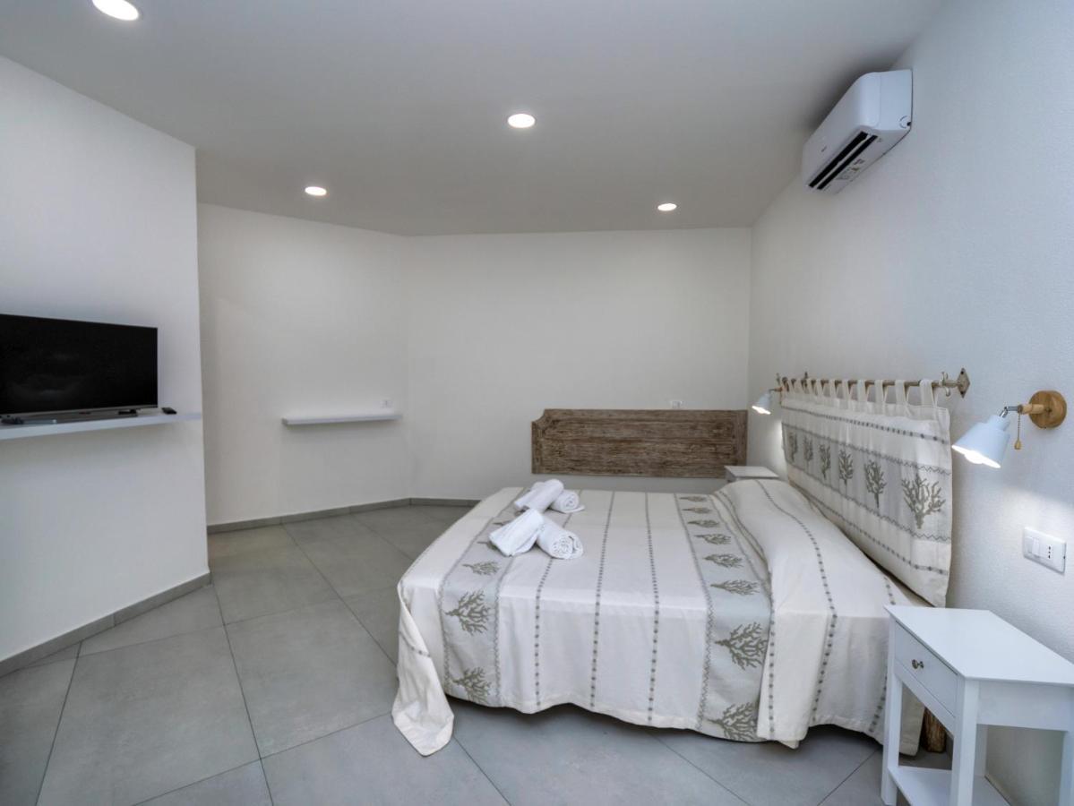 Aldo Moro Rooms Olbia Kültér fotó