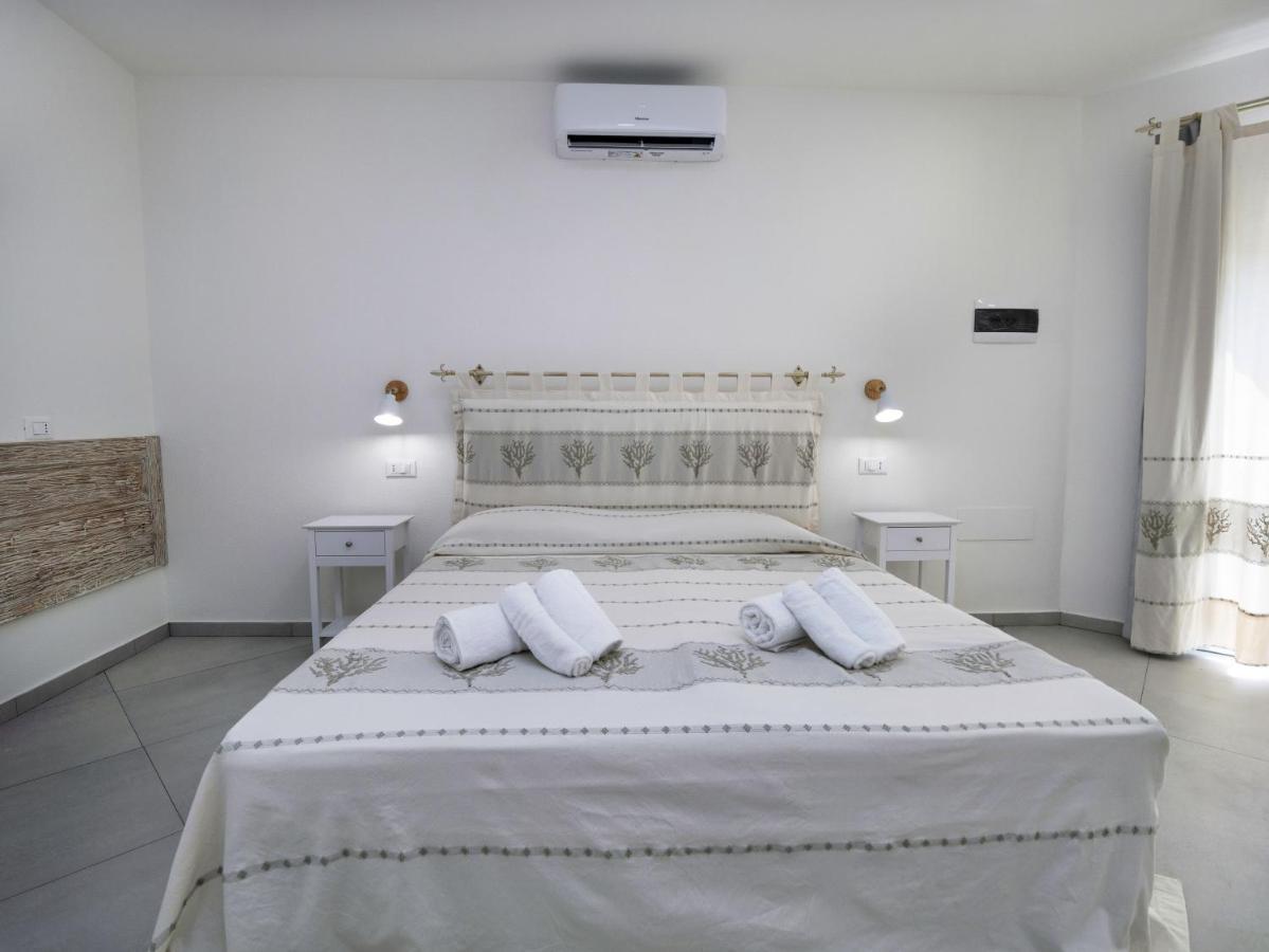 Aldo Moro Rooms Olbia Kültér fotó