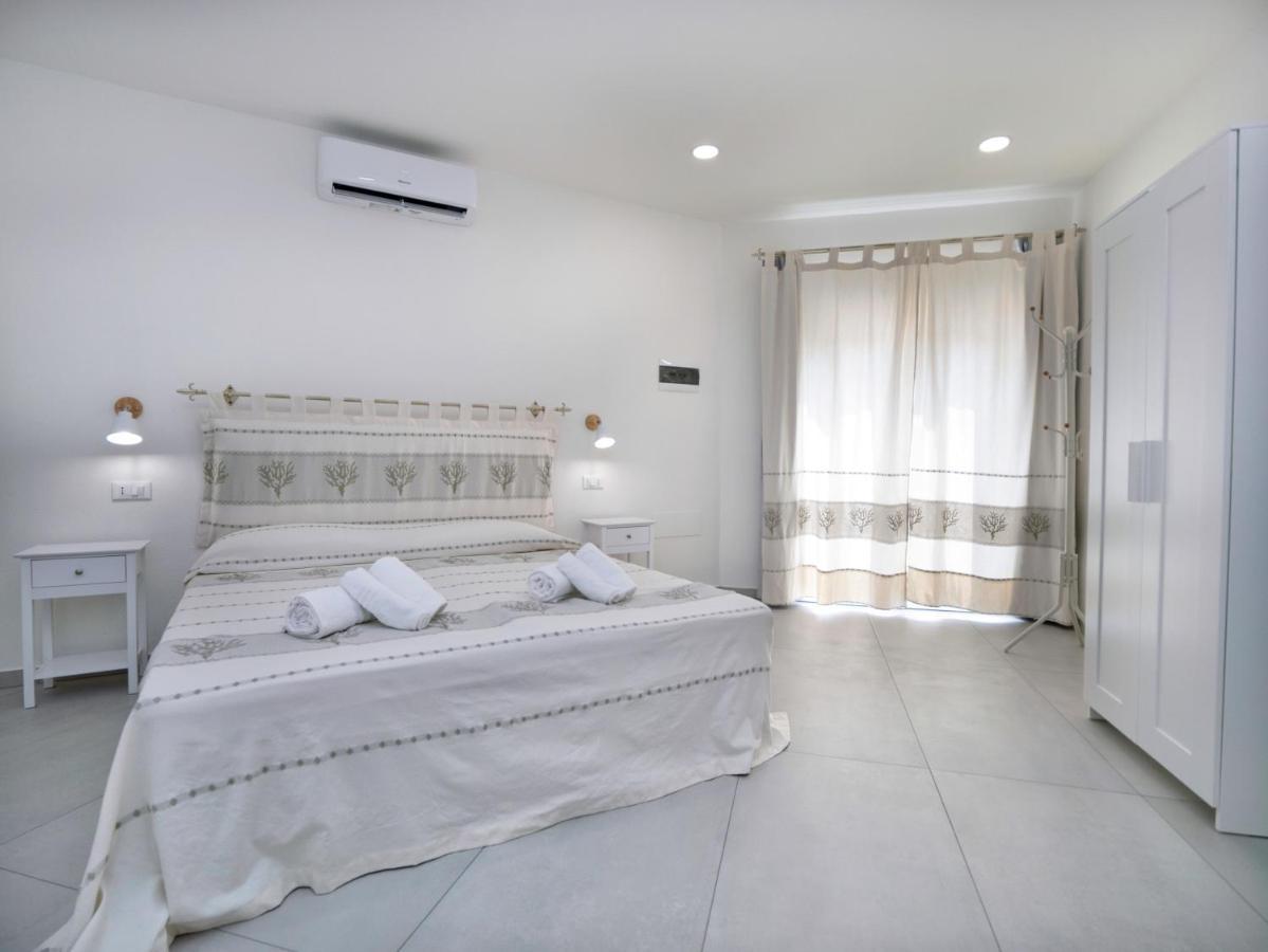 Aldo Moro Rooms Olbia Kültér fotó